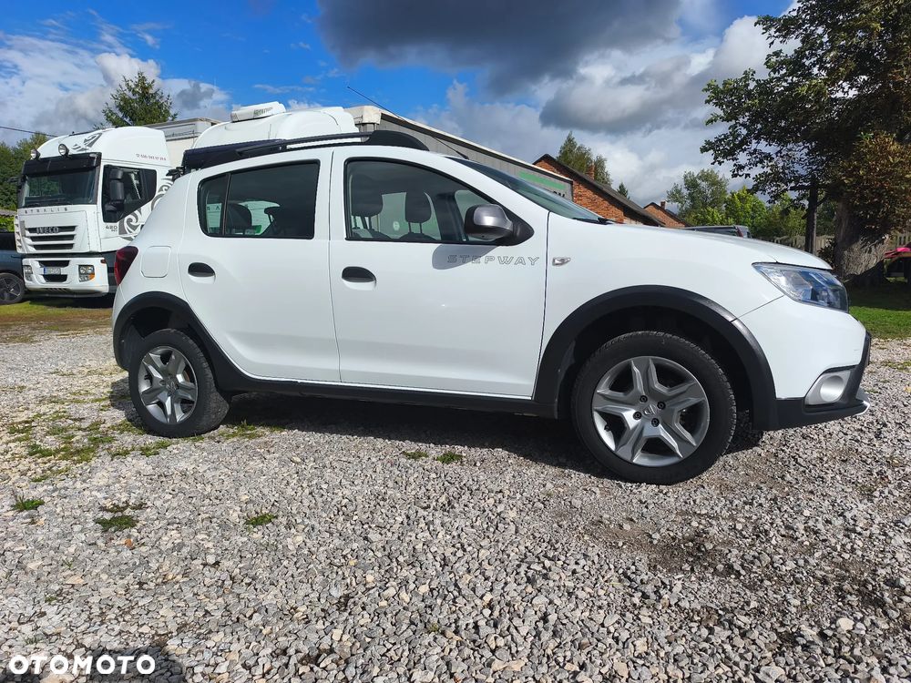 Dacia Sandero Stepway 0.9 TCe Laureate S&S - 6