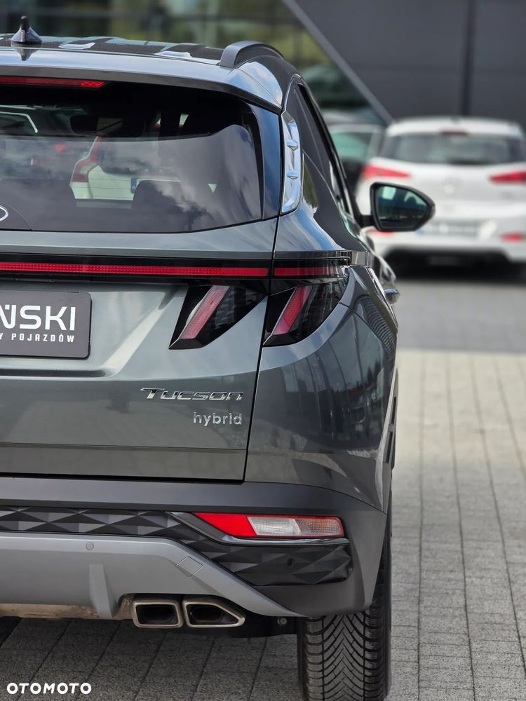 Hyundai Tucson 1.6 T-GDi HEV Executive 2WD - 13