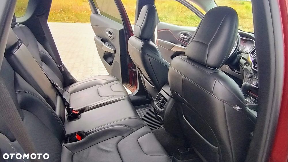 Jeep Cherokee 3.2 V6 Active Drive I Limited - 26