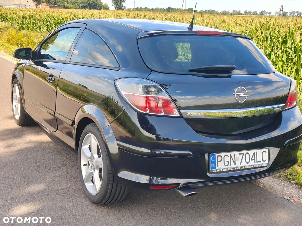 Opel Astra 1.6 Sport - 18