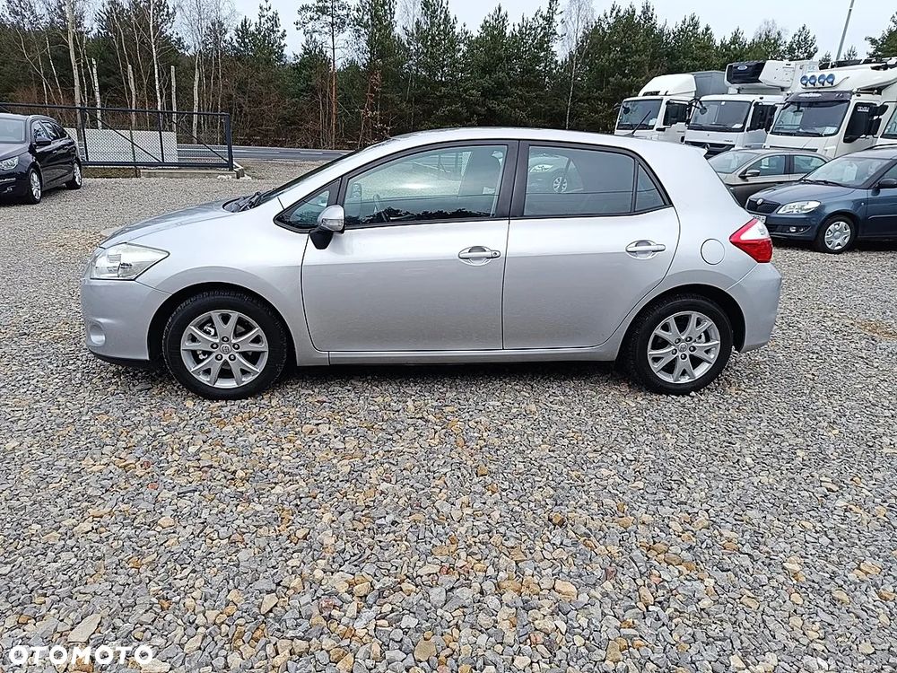 Toyota Auris 1.33 VVT-i Premium - 3