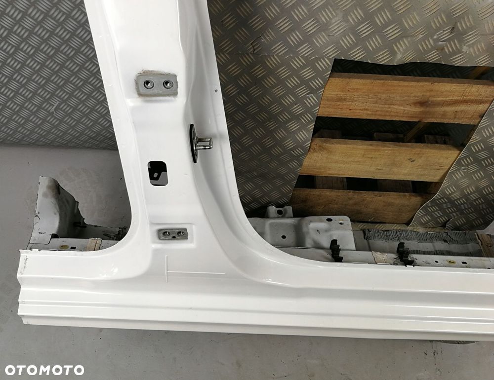 poszycie próg słupek A i B prawy przód środkowy OPEL CORSA F VI 6 2019- - 10