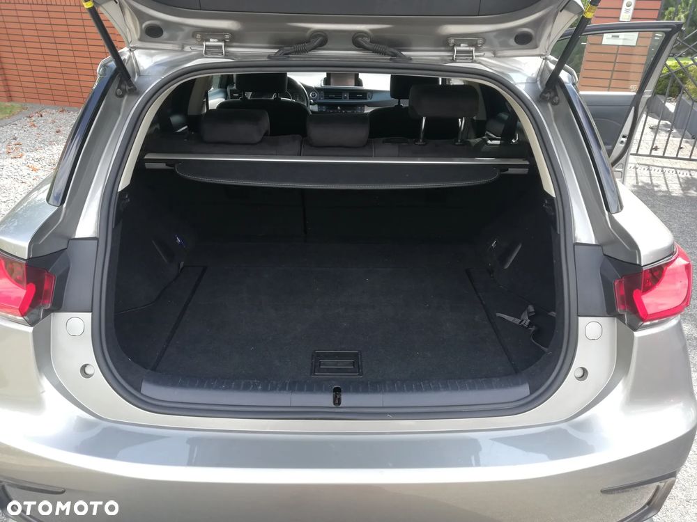 Lexus CT 200h Elegance - 22