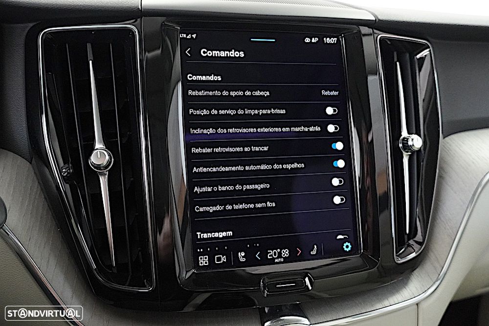 Volvo XC 60 - 32