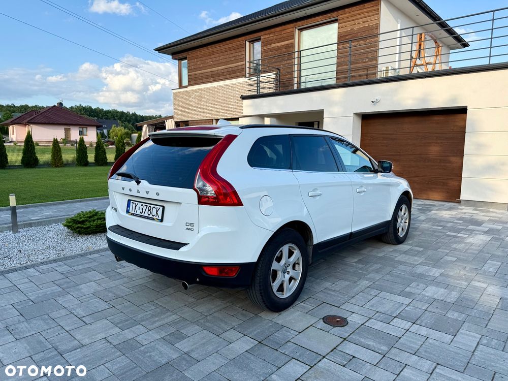 Volvo XC 60 D5 AWD Momentum - 5