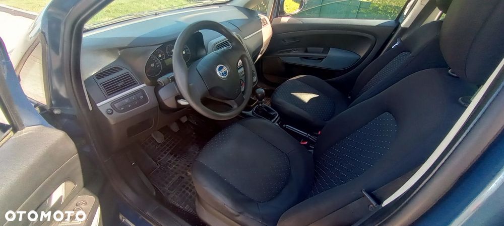 Fiat Punto 1.2 8V Active - 9