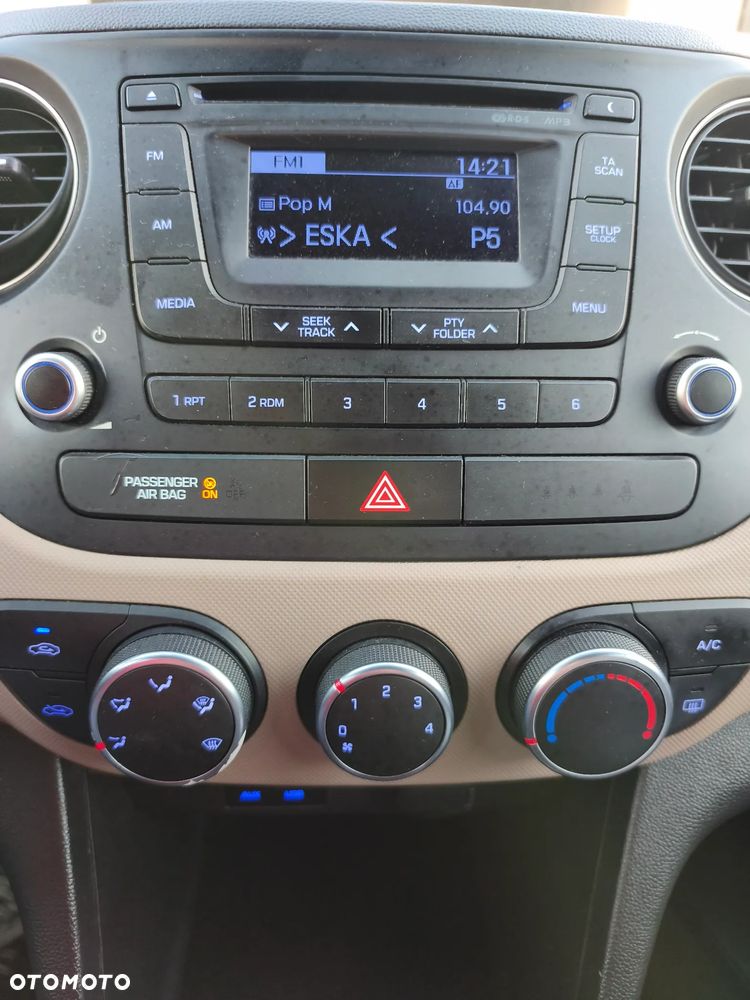 Hyundai i10 - 25