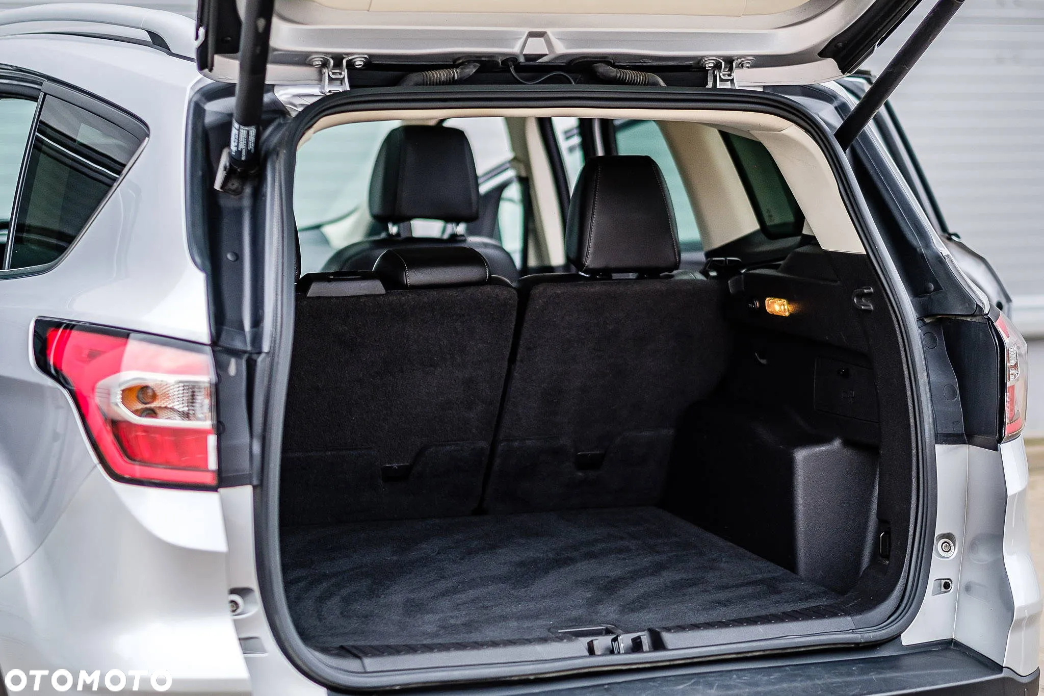 Ford Kuga - 18