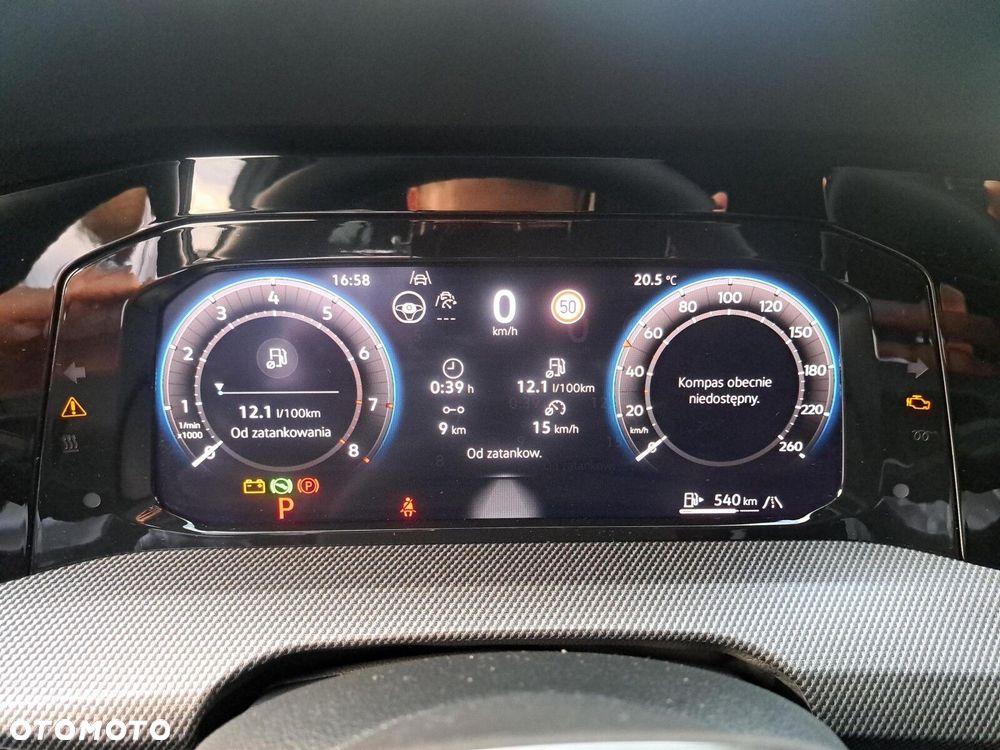 Volkswagen Golf VIII 1.5 eTSI mHEV R-Line Plus DSG - 23