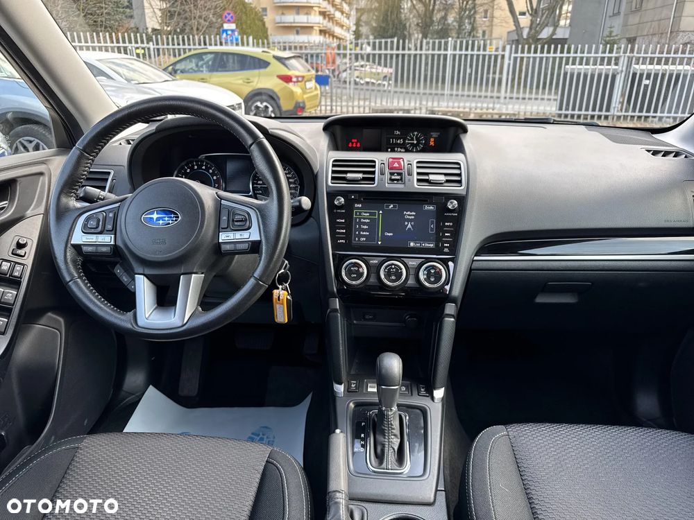Subaru Forester 2.0 i Exclusive Lineartronic - 11