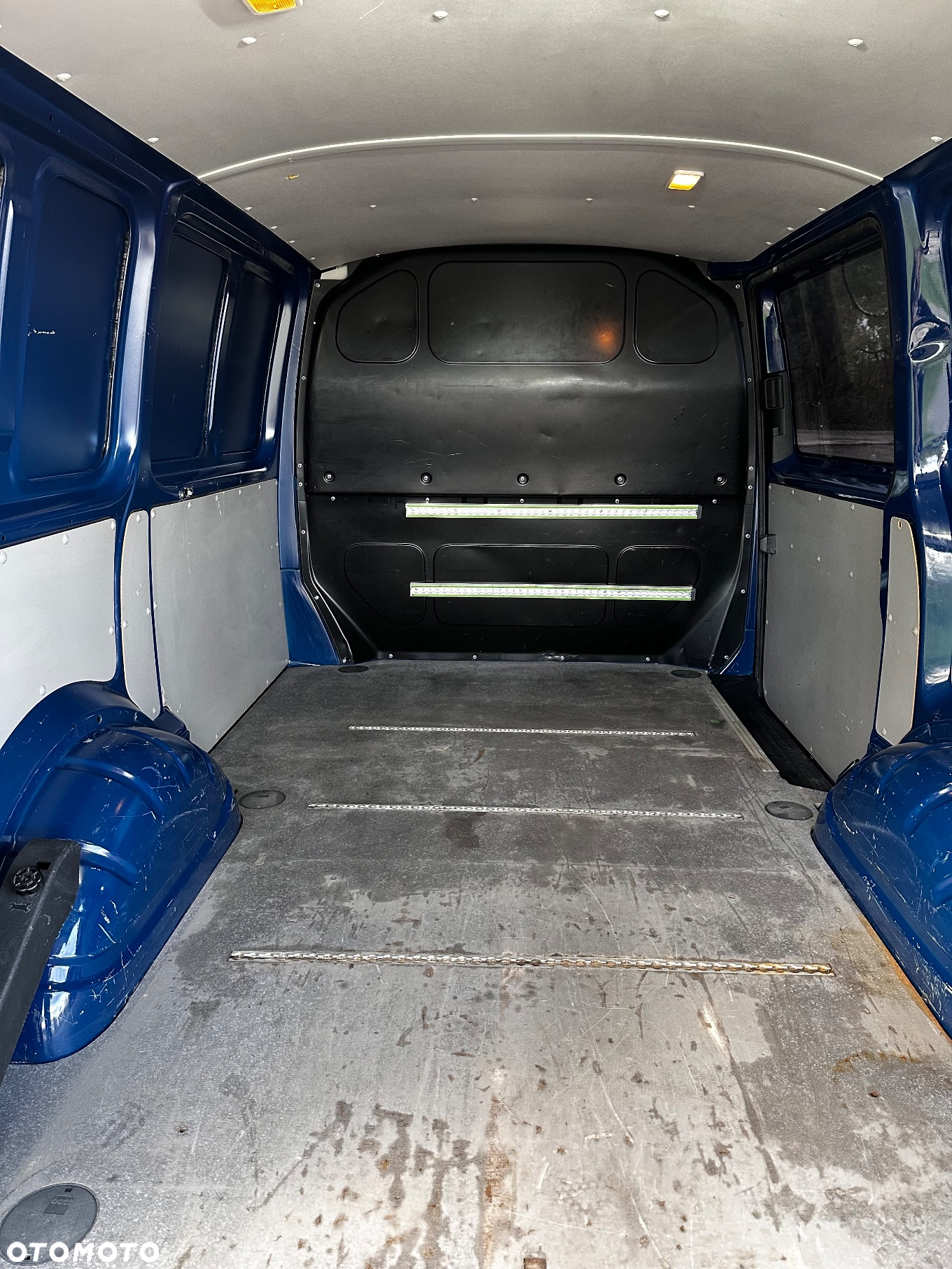 Volkswagen Transporter T6 - 11