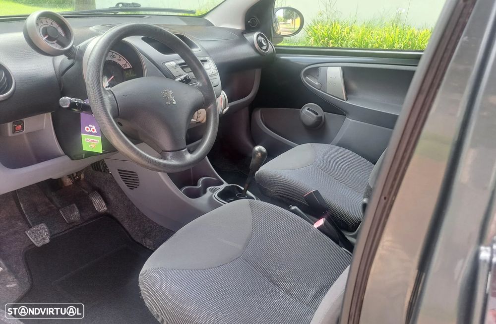 Peugeot 107 1.0 Trendy - 6