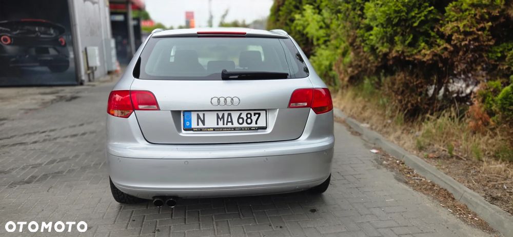 Audi A3 Sportback 1.8 TFSI Attraction S tronic - 12