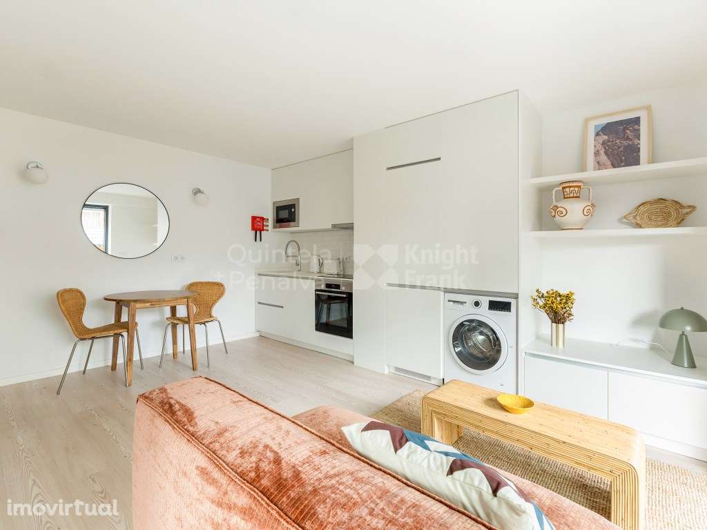 Apartamento T0+1 com varanda em Ramalde no Porto - Grande imagem: 4/25