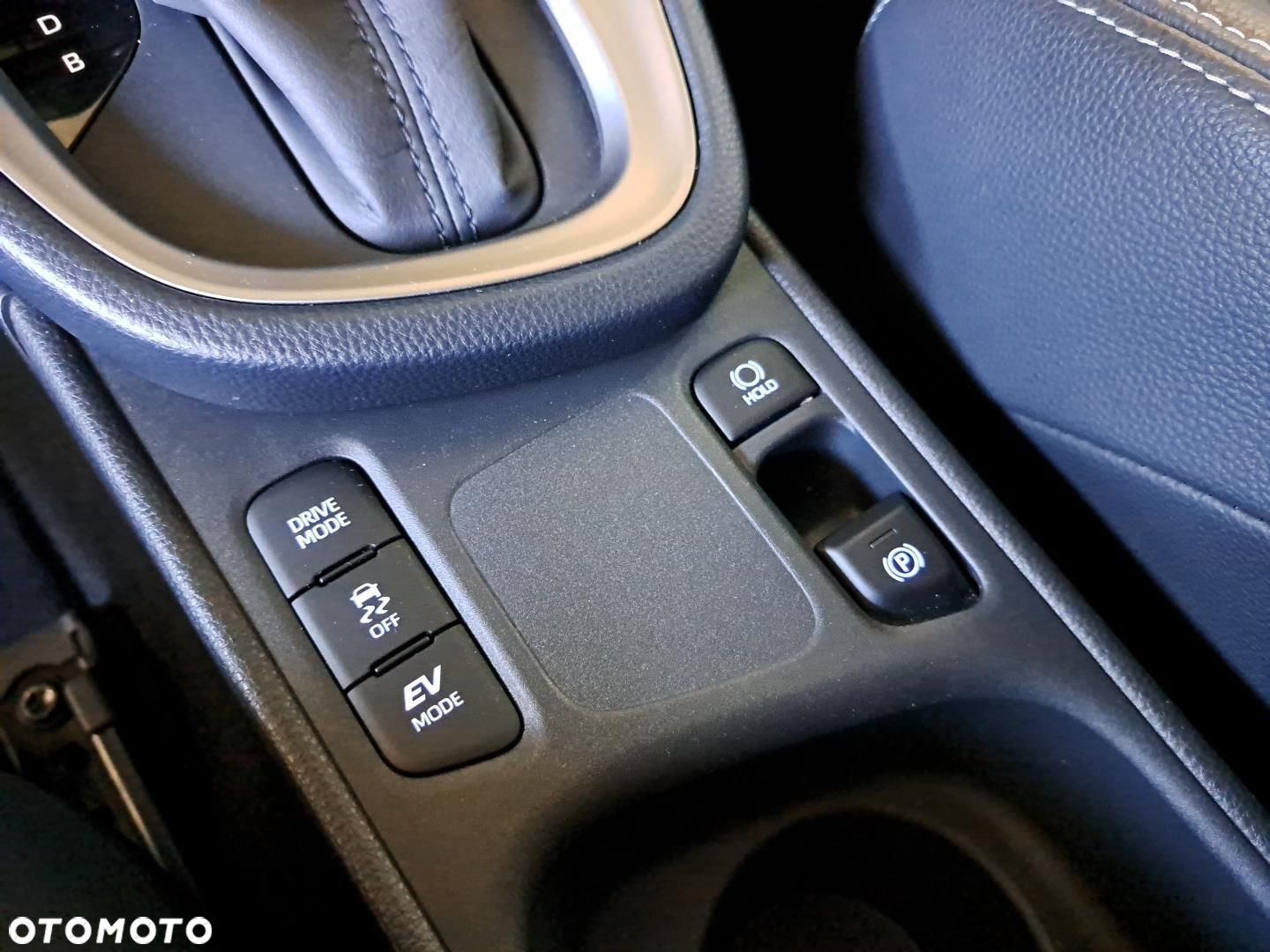 Toyota Yaris Cross - 24