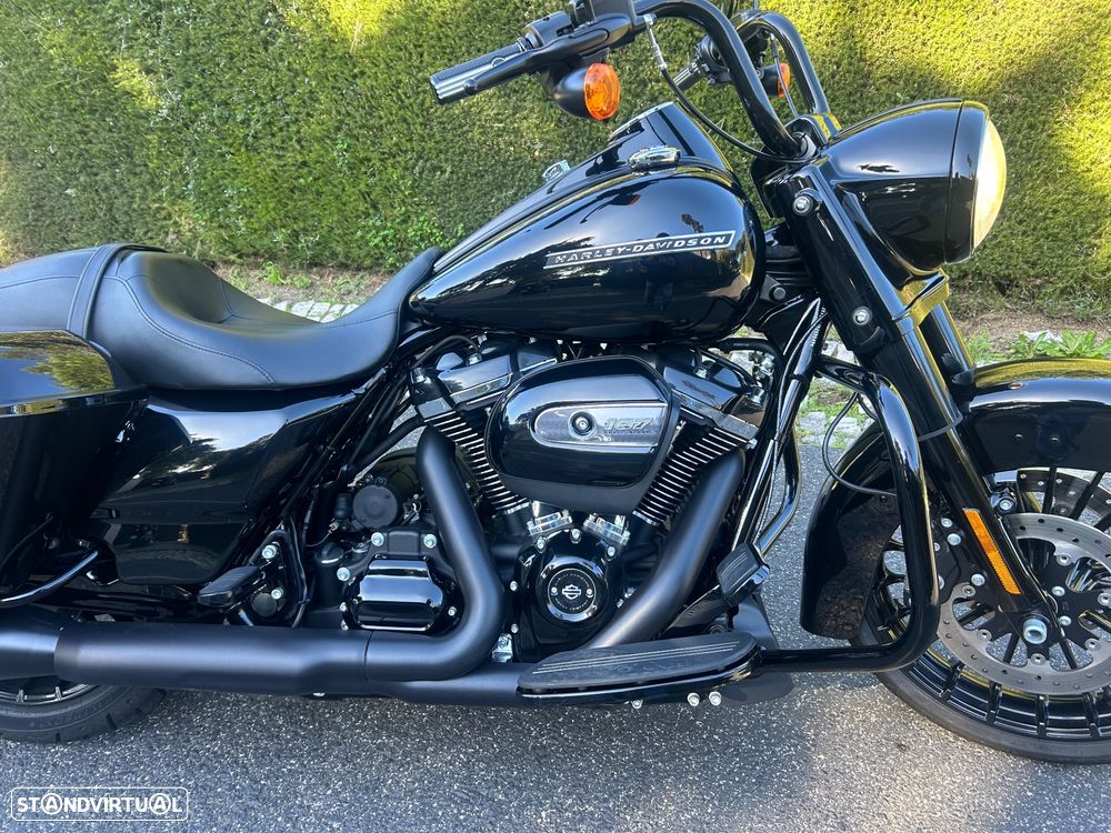 Harley-Davidson FLHR Road King Special 107 - 9