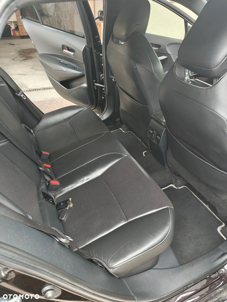 Toyota Corolla 2.0 Hybrid Executive - 13