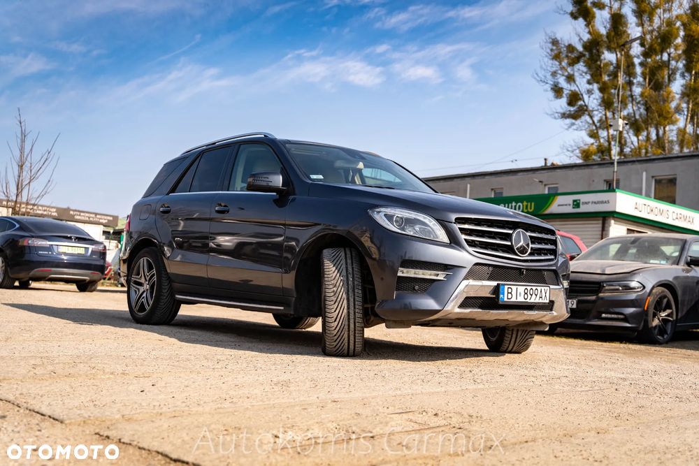 Mercedes-Benz ML 350 BlueTEC 4-Matic - 4