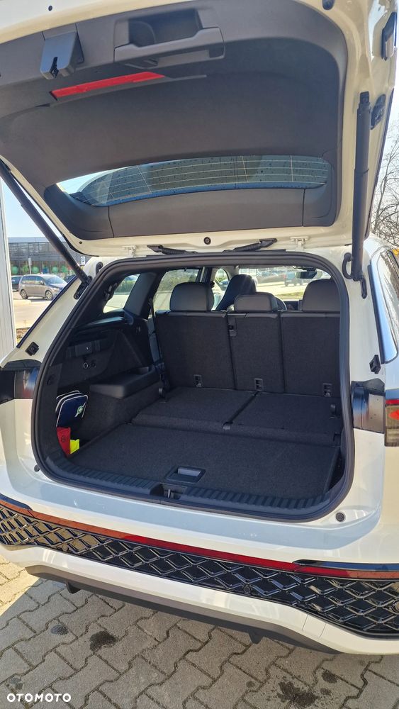 Volkswagen Tayron 2.0 TSI 4Mot R-Line Plus DSG - 11