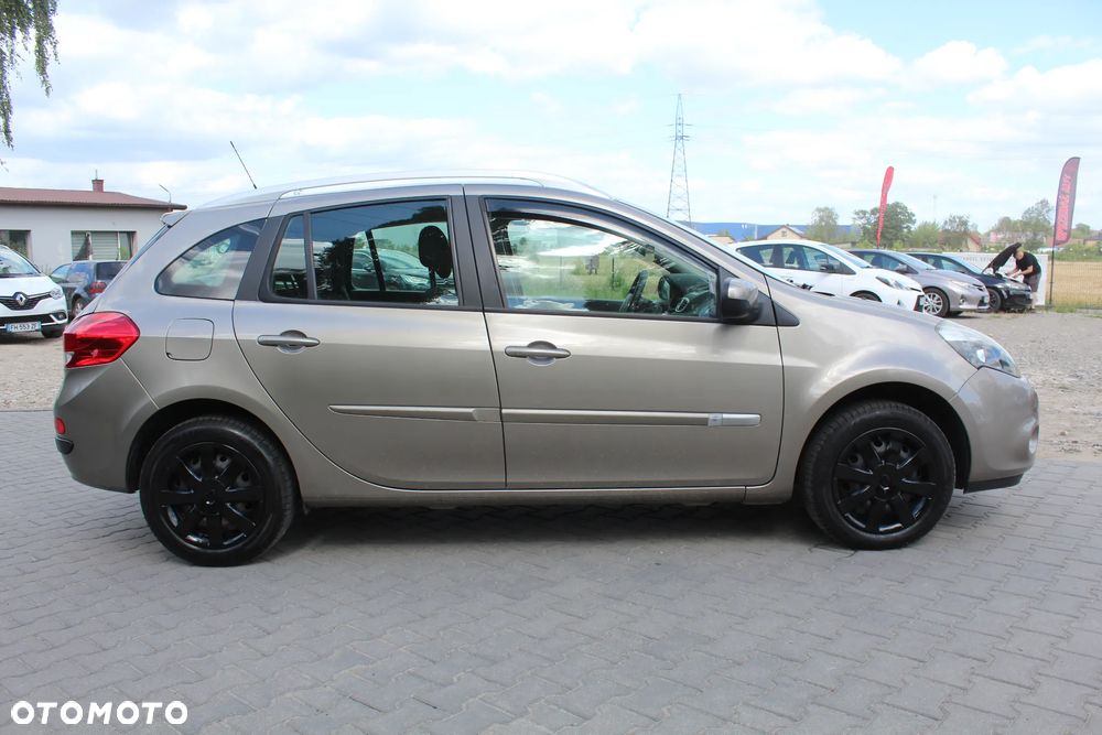 Renault Clio 1.2 16V TCE Alize - 8