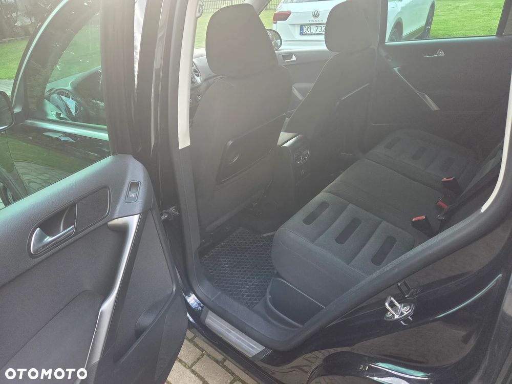 Volkswagen Tiguan - 25