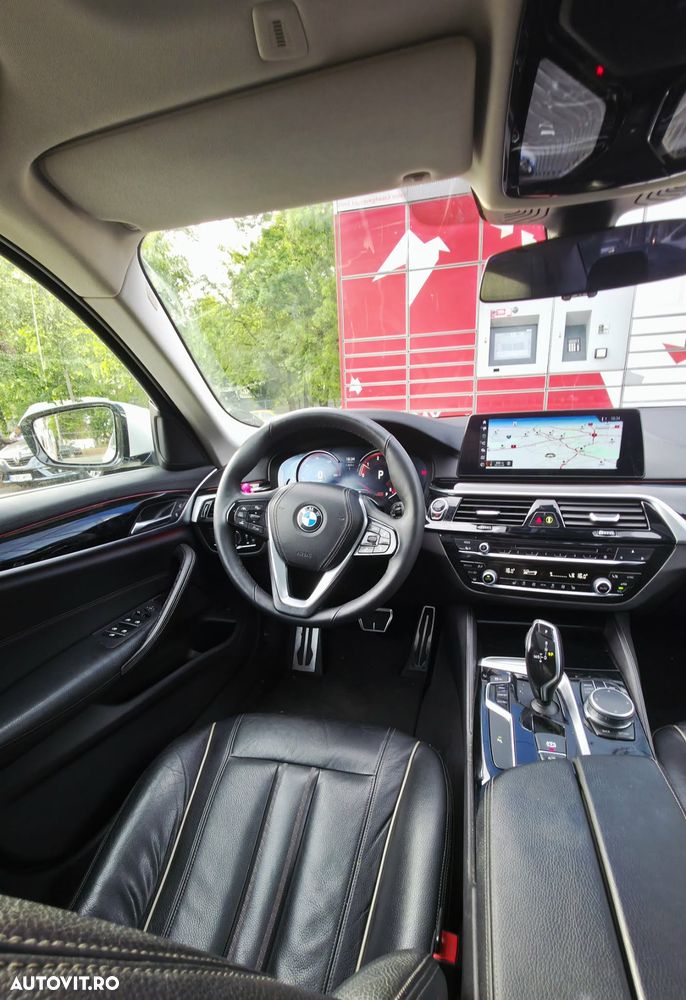 BMW Seria 5 520d AT - 7