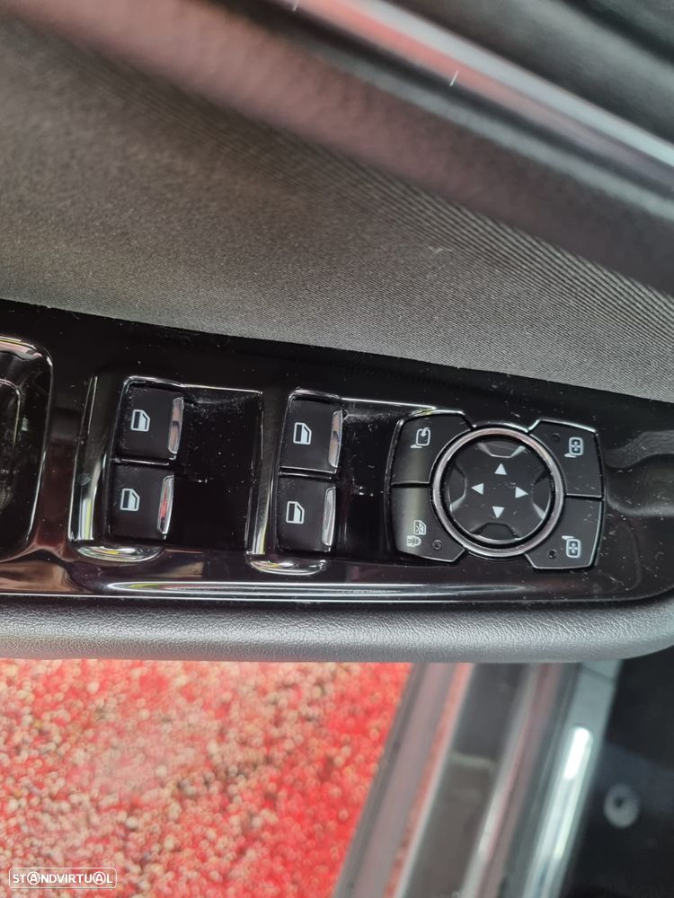 Ford Galaxy 2.0 TDCi Titanium - 32