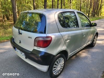 Toyota Yaris - 3