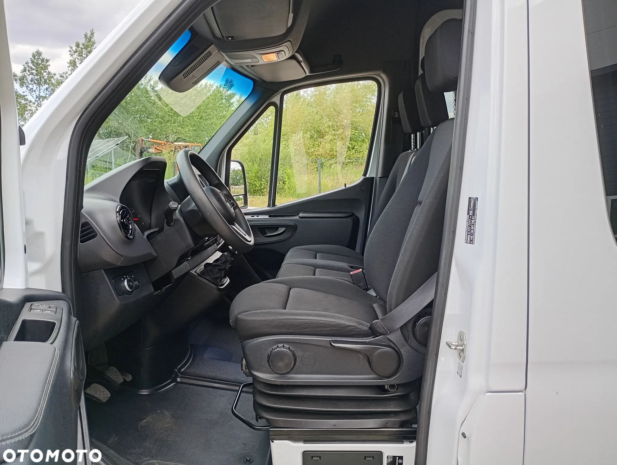 Mercedes-Benz SPRINTER MAX L5H2 BRYGADÓWKA 7 OSÓB KLIMA SENSORY TEMPOMAT NR 52 - 14