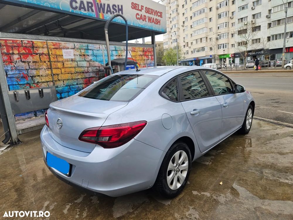 Opel Astra 1.6 TWINPORT ECOTEC Enjoy - 5