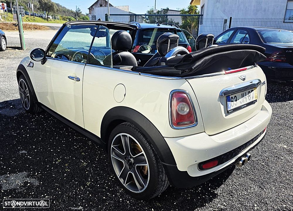 MINI Cabrio Cooper S - 12