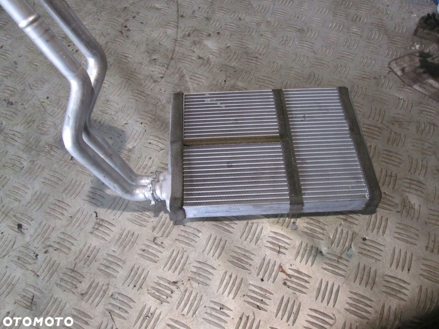 NAGRZEWNICA AUDI A5 8T SPOTRBACK 2011 - 2