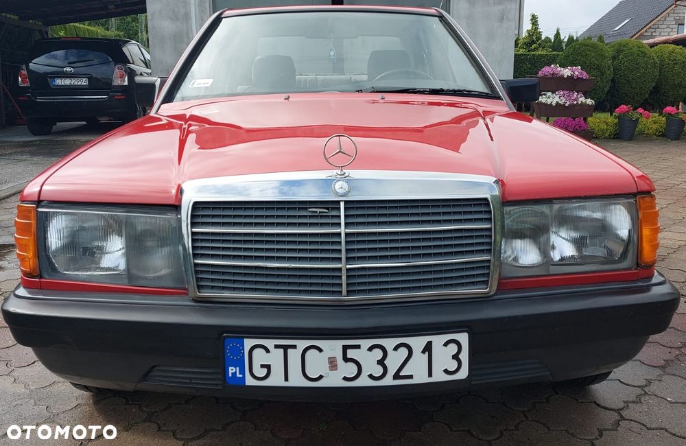 Mercedes-Benz W201 (190) - 8