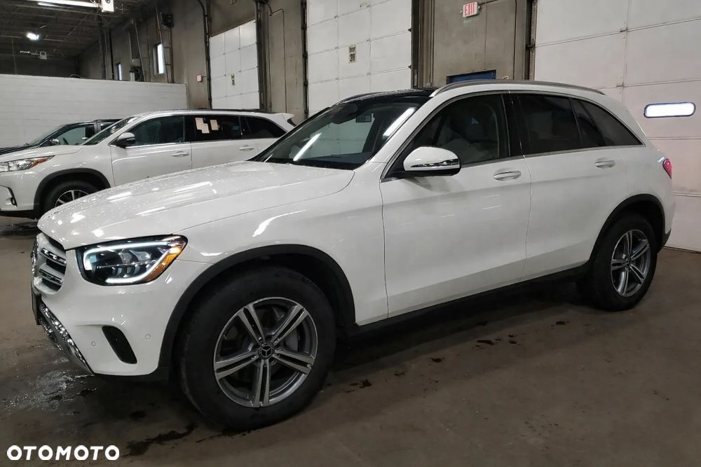 Mercedes-Benz GLC 300 4Matic 9G-TRONIC - 1