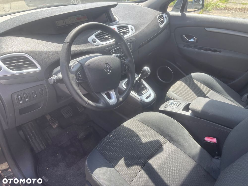 Renault Scenic TCe 130 Dynamique - 25