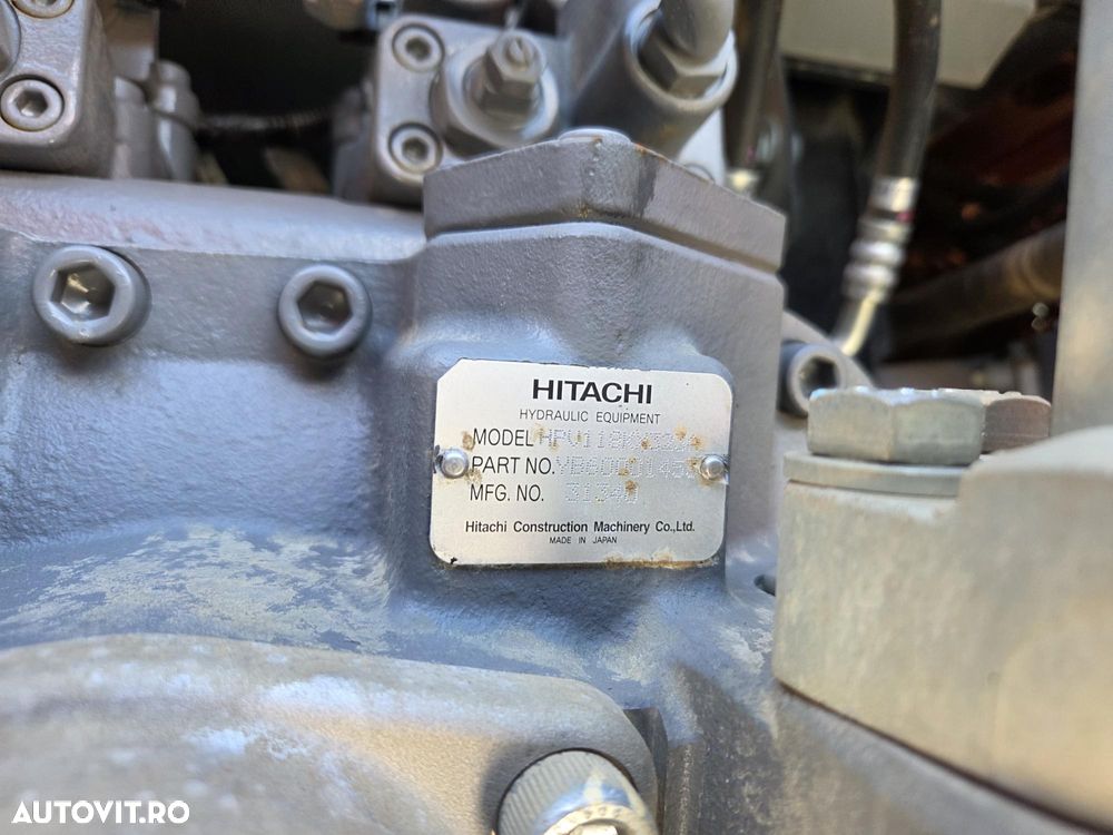 Hitachi ZX210, 23t, cupa NOUA 1,3mc, CUPLA RAPIDA, camere spate si laterale, inst picon, CONSUM MEDIU 9,6l/h, senile 80% ok doar 988h deplasare, 3 pompe hidr HITACHI, antifurt, motor ISUZU, ad sapare 7m, ridica 14t, STARE BUNA,leasing 4ani-83.900 EUR+Tva - 36