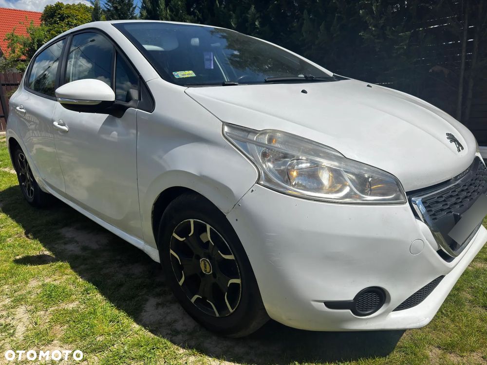 Peugeot 208 1.6 e-HDi Allure STT - 8