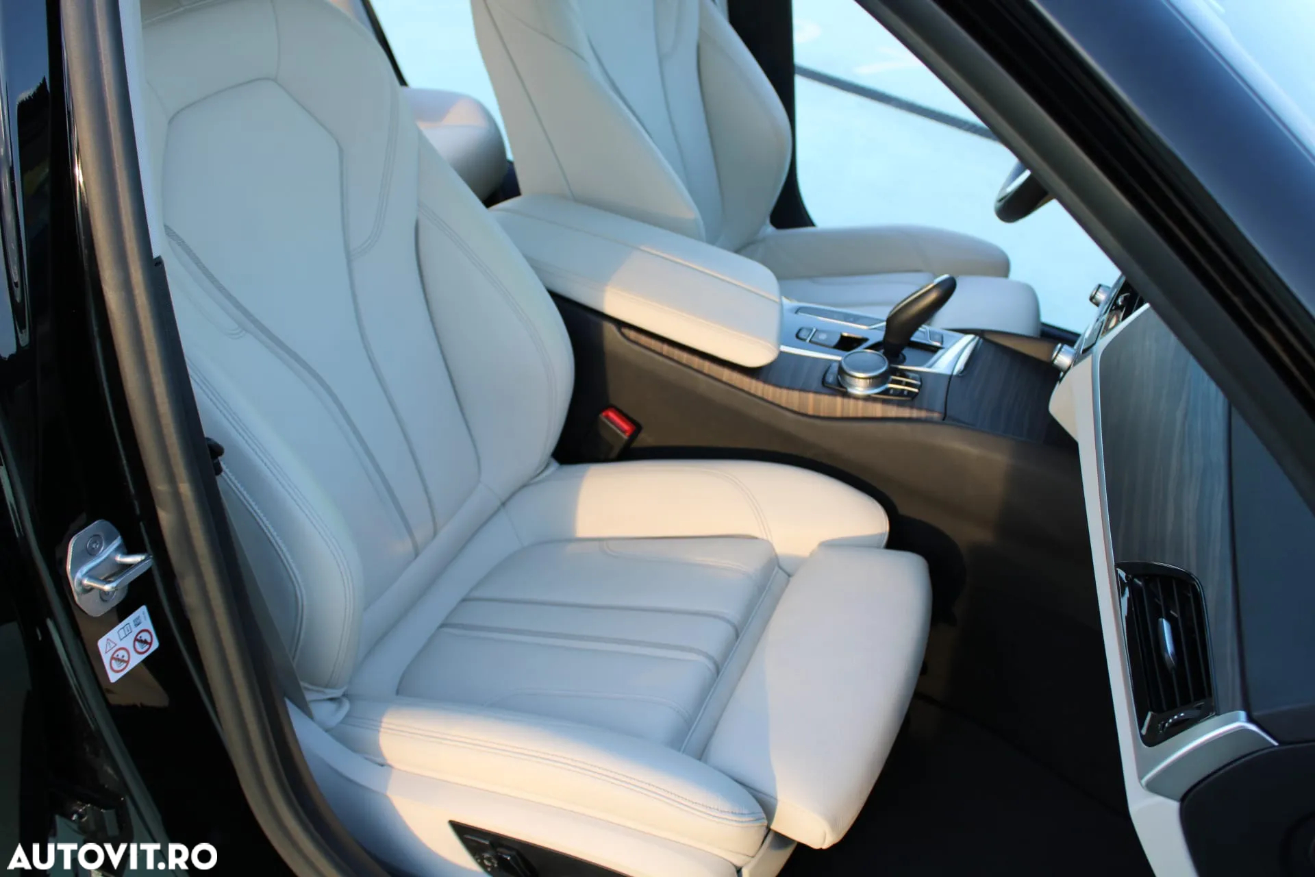 BMW Seria 5 530e AT PHEV - 24