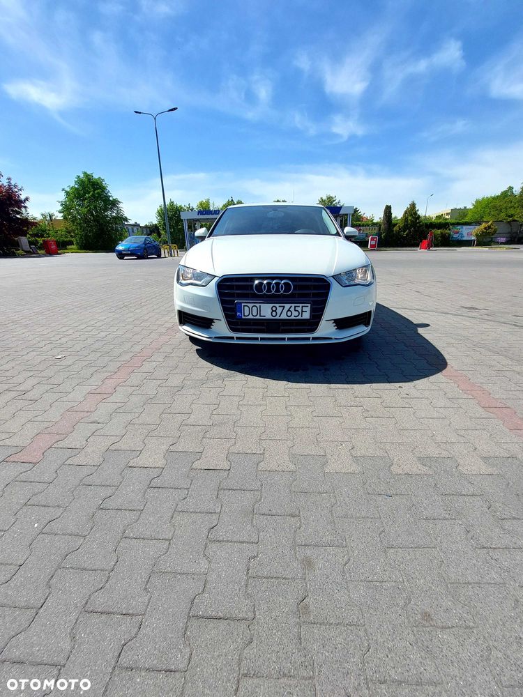 Audi A3 Limousine - 1