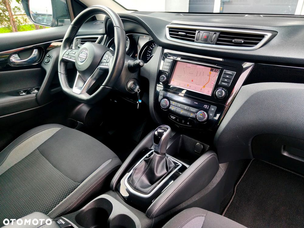 Nissan Qashqai 1.3 DIG-T DCT ACENTA - 9