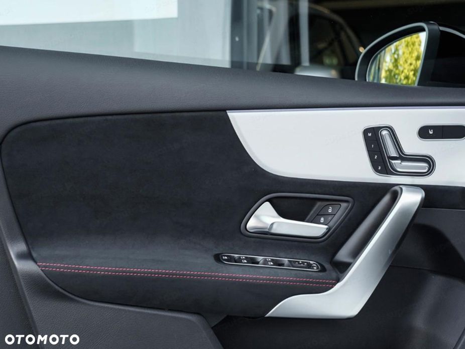 Mercedes-Benz Klasa A 45 S AMG 4-Matic 8G-DCT - 13