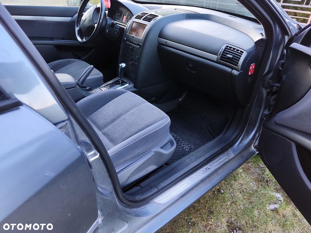 Peugeot 407 - 12