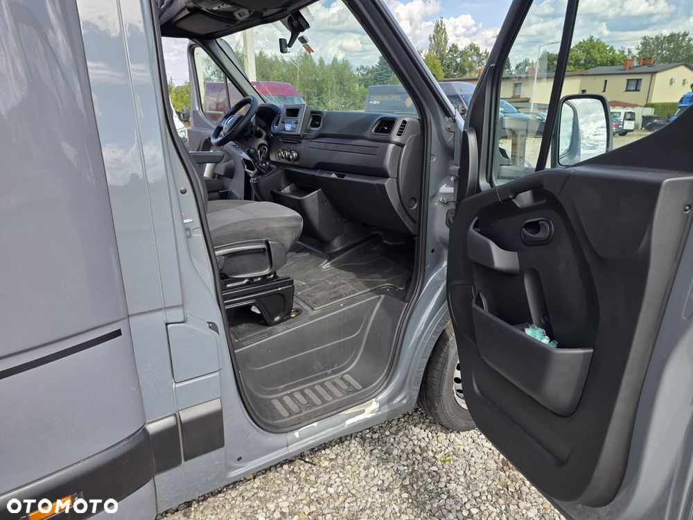 Renault Master - 15