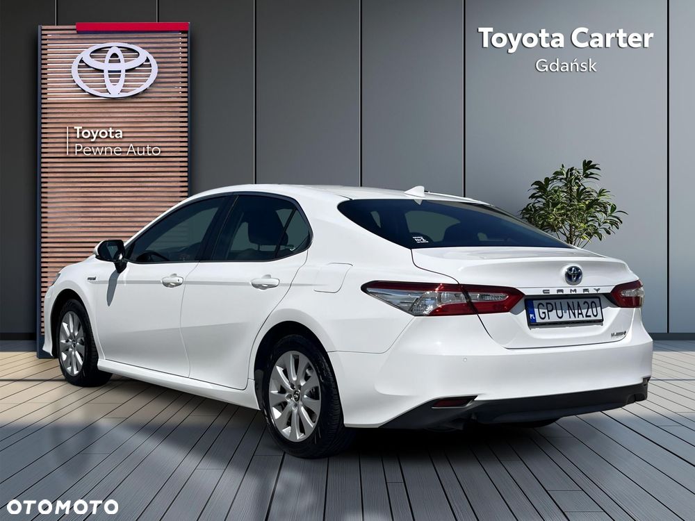 Toyota Camry 2.5 Hybrid Comfort CVT - 4