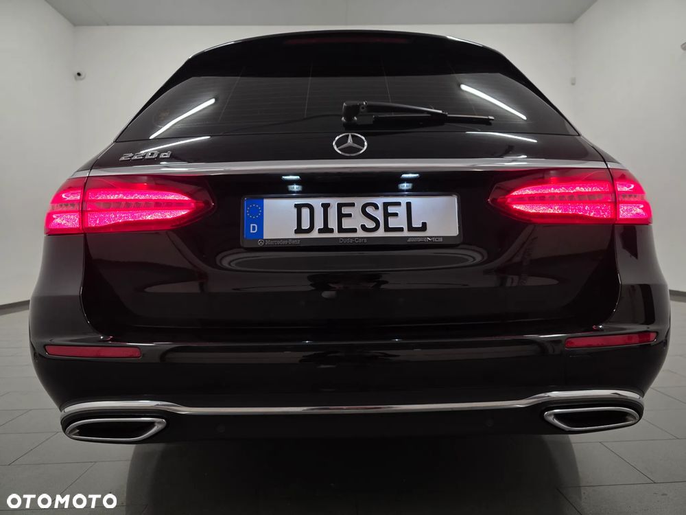 Mercedes-Benz Klasa E 220 d 9G-TRONIC AMG Line - 37
