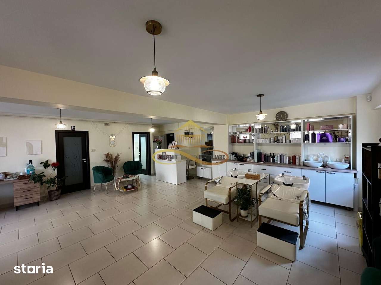 Salon de infrumusetare de inchiriat Bacau - Imagine principală: 4/10