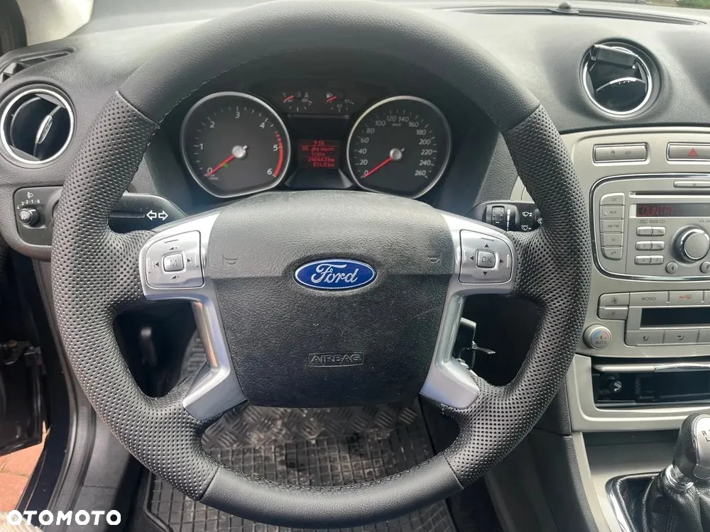 Ford Mondeo 1.8 TDCi Ambiente - 8