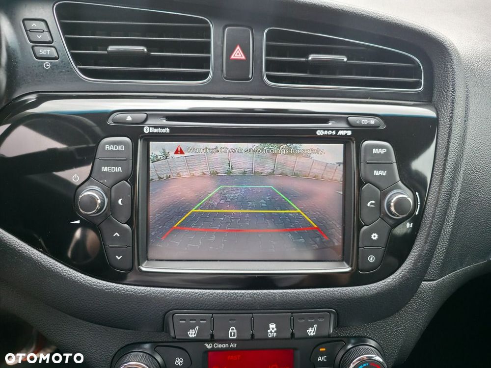 Kia Ceed - 18