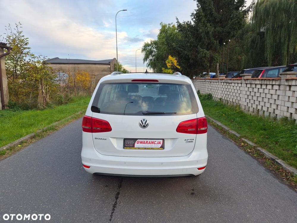 Volkswagen Sharan 2.0 TDI Highline - 9