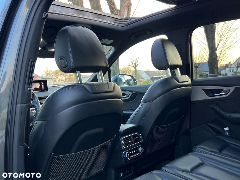 Audi Q7 - 34